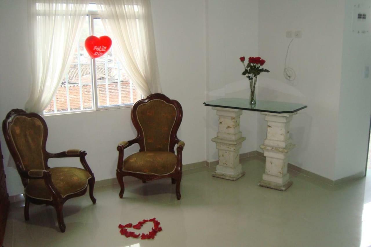 Hotel Velices Buga Dış mekan fotoğraf